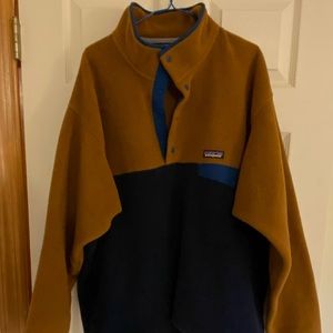Patagonia Fleece Navy Blue and Brown - Barely worn, like new